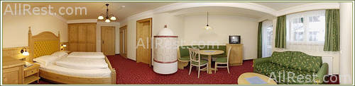 Hotel Sureghes 5
